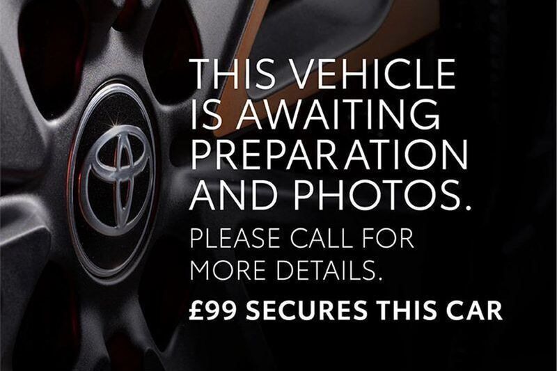 Blue Used 2022 Toyota Yaris Hybrid Hatchback | £16,999 (Fair price) - Image 1/1