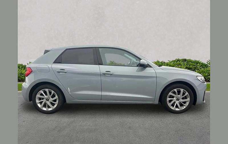 Used Audi A1 Sport 110 HP (80 kW) 2022 Grey SUV