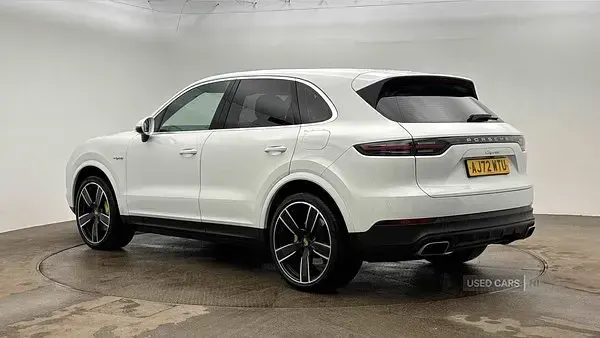 Usado Porsche Cayenne 2023 Branco SUV