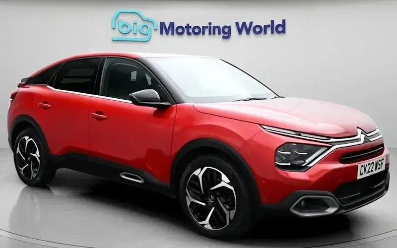 Used Citroën C4 Shine 131 HP (96 kW) 2022 SUV