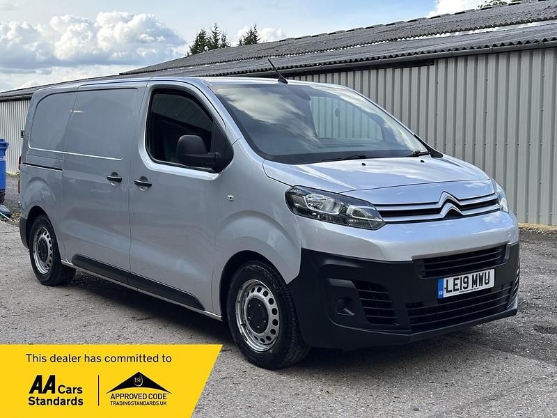 Silver Used 2019 Citroën Dispatch MPV | £7,195 (A bit pricey) - Image 1/4