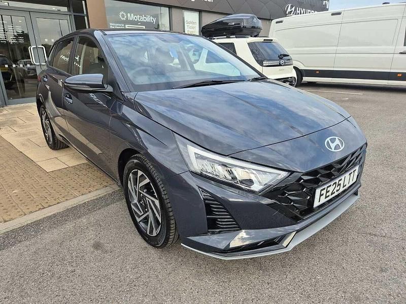 Grey New 2025 Hyundai i20 Advanced Hatchback | £17,588 (Super price) - Image 1/4