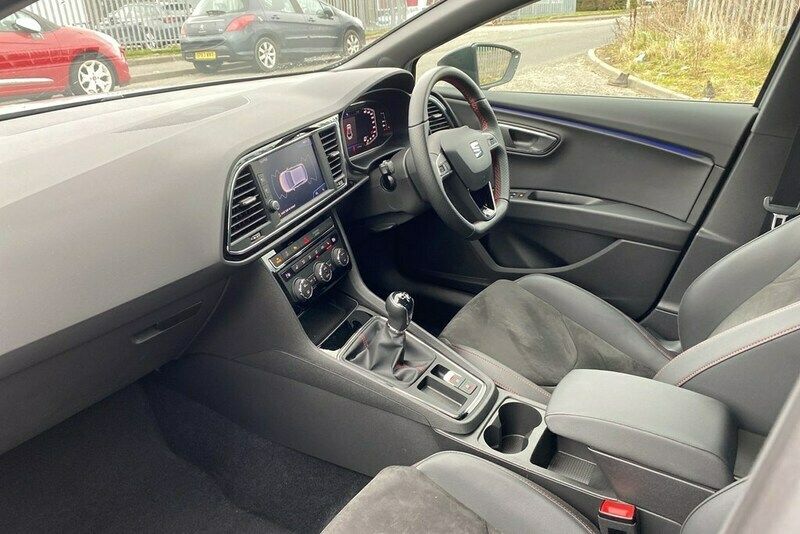 Silver Used 2019 Seat Leon FR Hatchback | £13,500 (Fair price) - Image 1/4