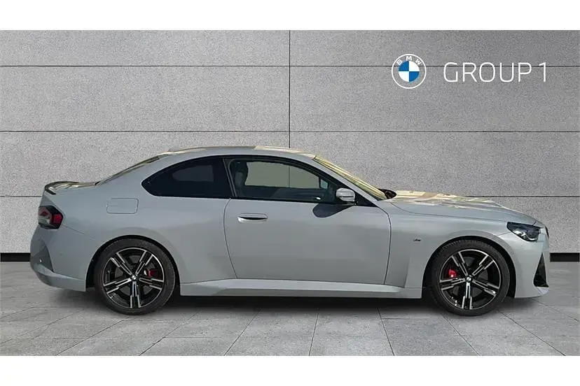 Begagnad BMW 220 M Sport 184 HK (135 kW) 2025 Grå Sportkupé