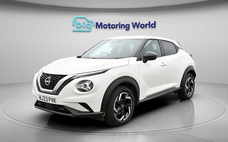 Used Nissan Juke N-Connecta 114 HP (83 kW) 2023 White SUV