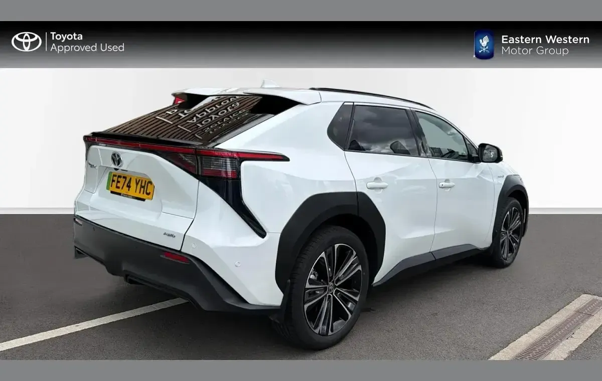 Used Toyota bZ4X 160 kW (218 HP) 2024 White SUV