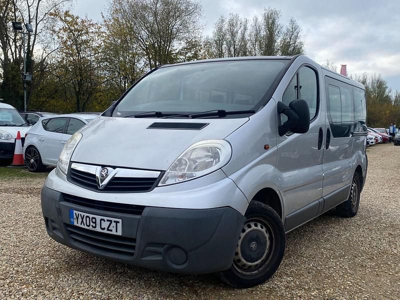 Used Vauxhall Vivaro 90 HP (66 kW) 2009 Silver MPV