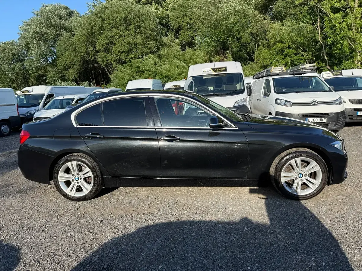 Used BMW 320 Sport Line 184 HP (135 kW) 2016 Black Sedan