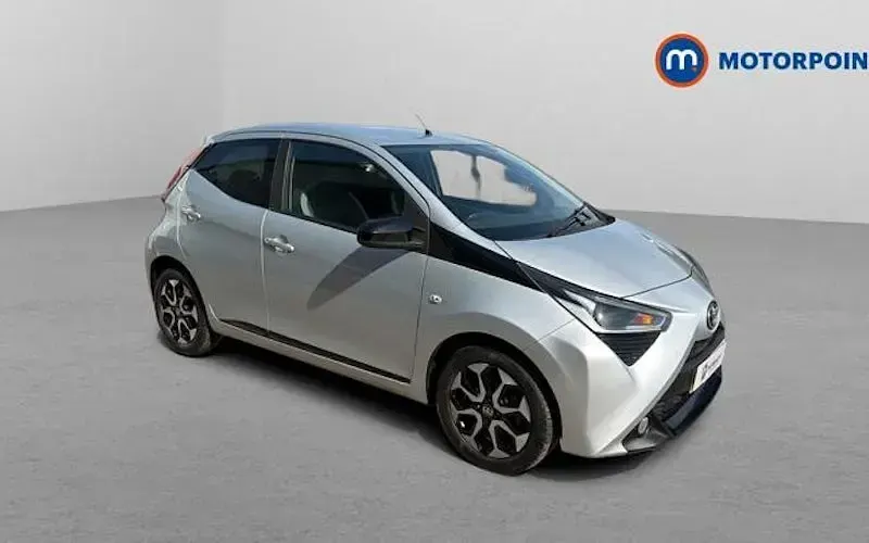 Begagnad Toyota Aygo Trend 72 HK (52 kW) 2020 Halvkombi