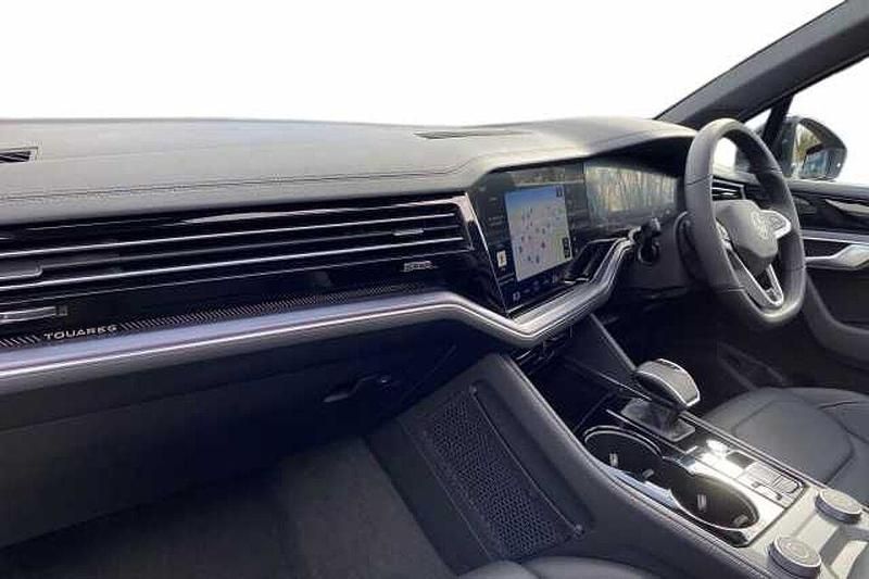 Used VW Touareg Black Edition 286 HP (210 kW) 2025 Oyster silver SUV