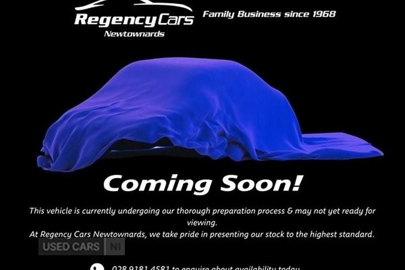 Used Peugeot 208 Allure Premium 75 HP (55 kW) 2022 Yellow Hatchback