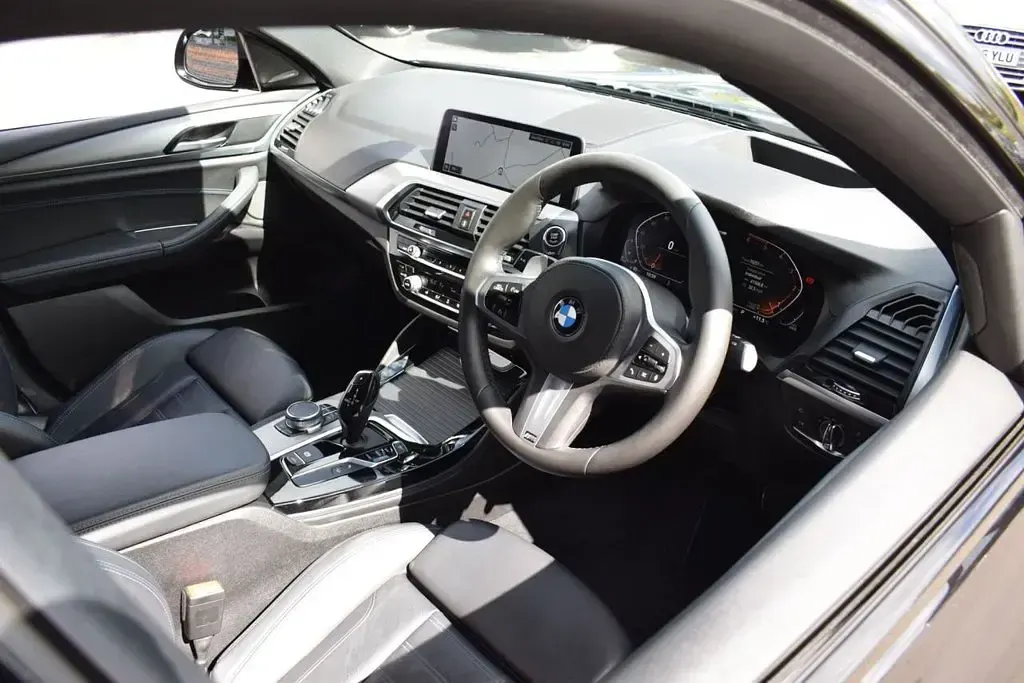 Used BMW X4 M Sport 265 HP (194 kW) 2019 Black SUV