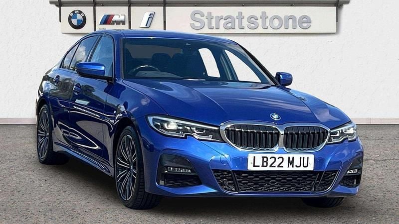 Blue Used 2022 BMW 330e M Sport | £22,499 (Good price) - Image 1/3