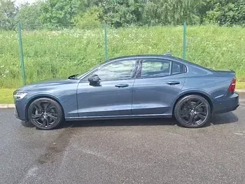 Used Volvo S60 Plus 250 HP (183 kW) 2023 Blue Sedan