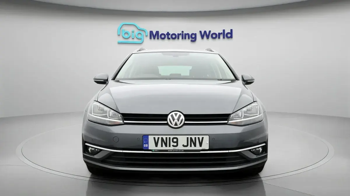 Used VW Golf VII Match 114 HP (83 kW) 2019