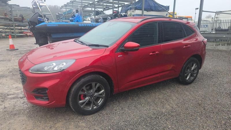 Used Ford Kuga ST-Line 225 HP (165 kW) 2023 Red SUV