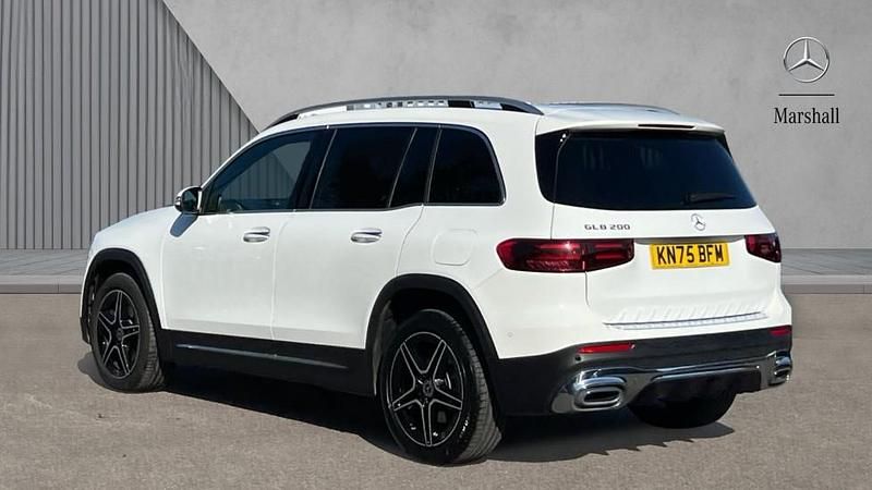 Used Mercedes GLB200 Executive 163 HP (119 kW) 2025 Polar white SUV