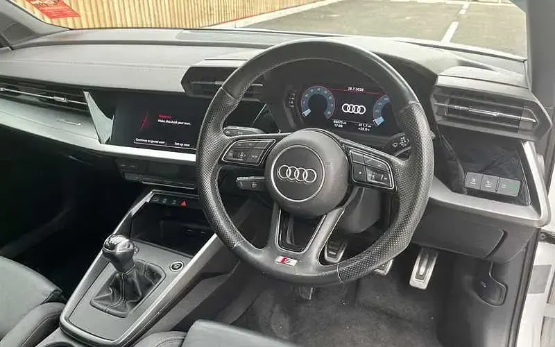 Used Audi A3 Sportback S-Line 110 HP (80 kW) 2020 White Hatchback