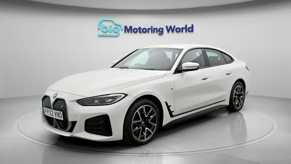 Used BMW i4 M Sport 250 kW (340 HP) 2022 White Sedan