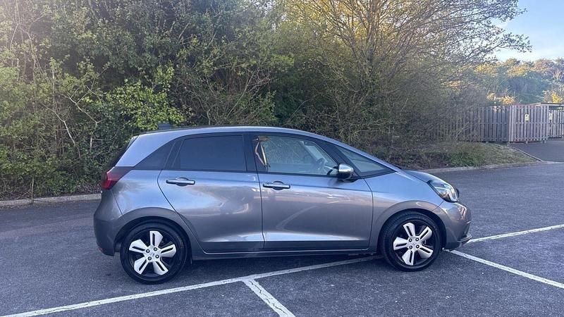 Used Honda Jazz Hybrid 107 HP (78 kW) 2021 Grey Hatchback