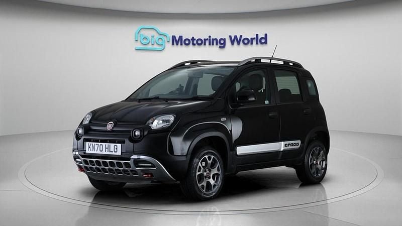 Used Fiat Panda Cross Cross 85 HP (62 kW) 2020 Black Hatchback