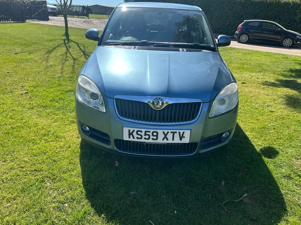 Used Skoda Fabia 105 HP (77 kW) 2010 Grey Hatchback