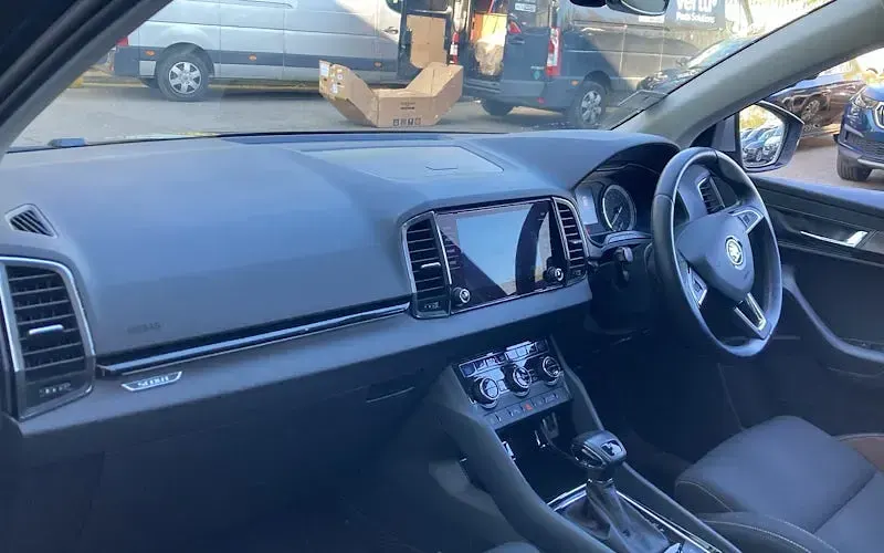 Used Skoda Karoq Scout 4x4 150 HP (110 kW) 2019 Petrol blue metallic SUV