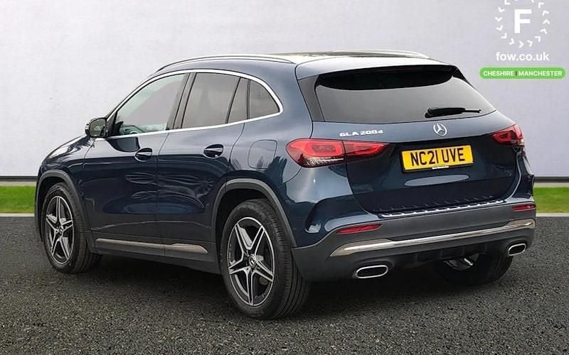 Used Mercedes GLA200 AMG line 150 HP (110 kW) 2021 Blue SUV