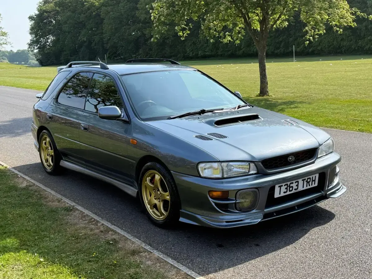 Używany Subaru Impreza 2015 Szary Kombi