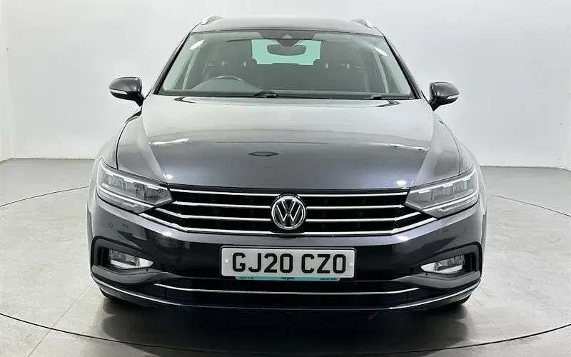Used VW Passat SEL 150 HP (110 kW) 2023 Estate