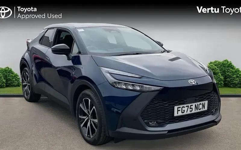 Used Toyota C-HR Design 223 HP (164 kW) 2025 SUV