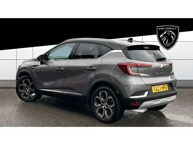 Używany Renault Captur Techno 143 KM (105 kW) 2023 SUV