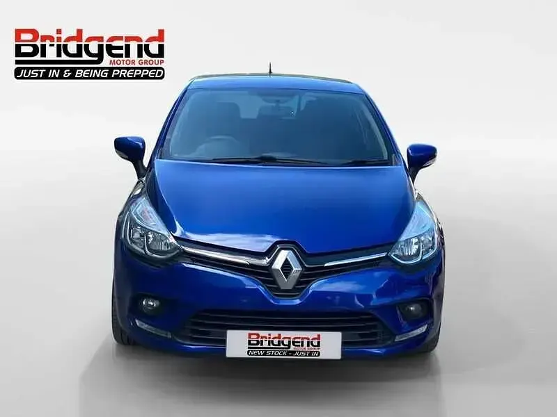 Used Renault Clio IV Iconic 2019 Blue Hatchback