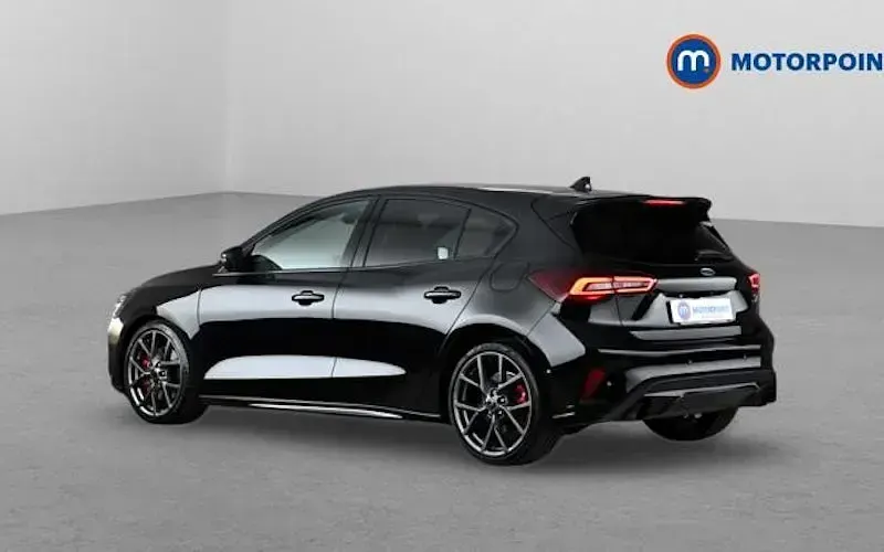 Used Ford Focus ST 280 HP (205 kW) 2024 Hatchback