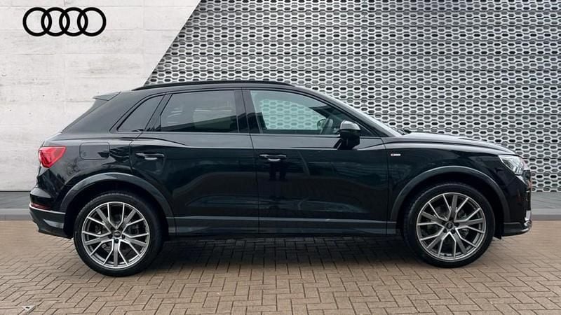 New Audi Q3 Black Edition 150 HP (110 kW) 2025 Black SUV