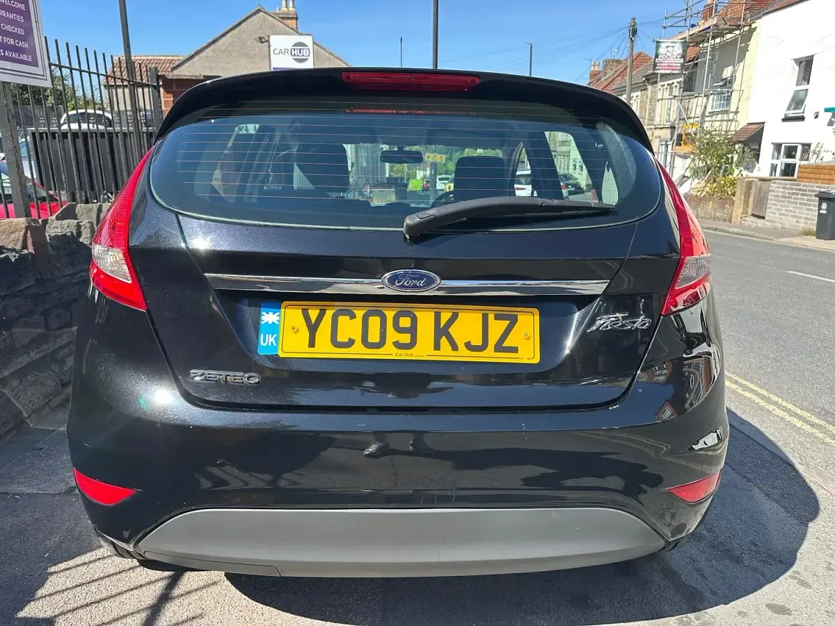 Used Ford Fiesta Zetec 82 HP (60 kW) 2009 Black Hatchback