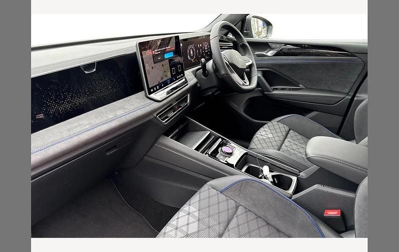 New VW Tiguan R-line 150 HP (110 kW) 2026 Grey SUV