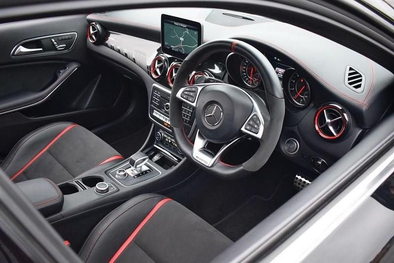 Used Mercedes GLA45 AMG Premium 381 HP (280 kW) 2018 Black SUV