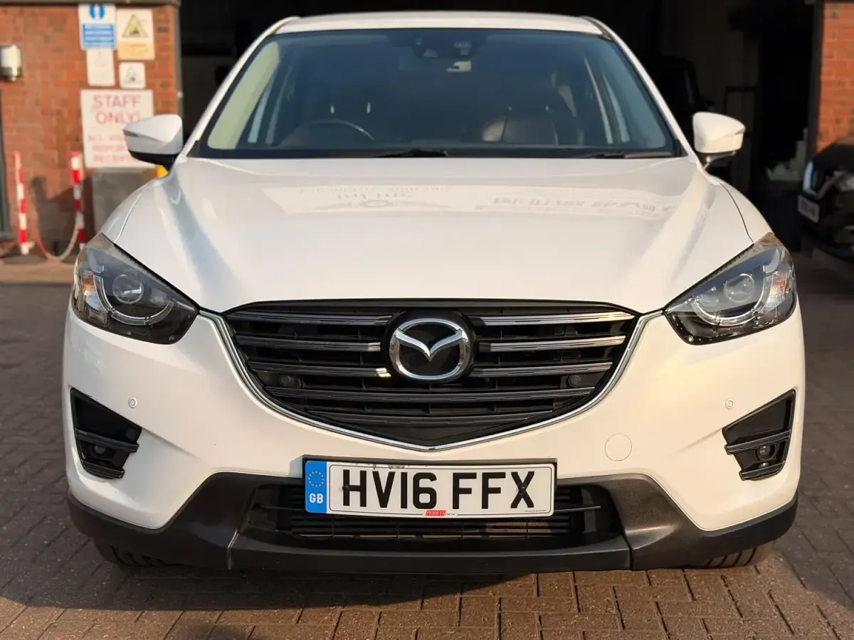 Used Mazda 6 Inclusive 175 HP (128 kW) 2016 White Estate