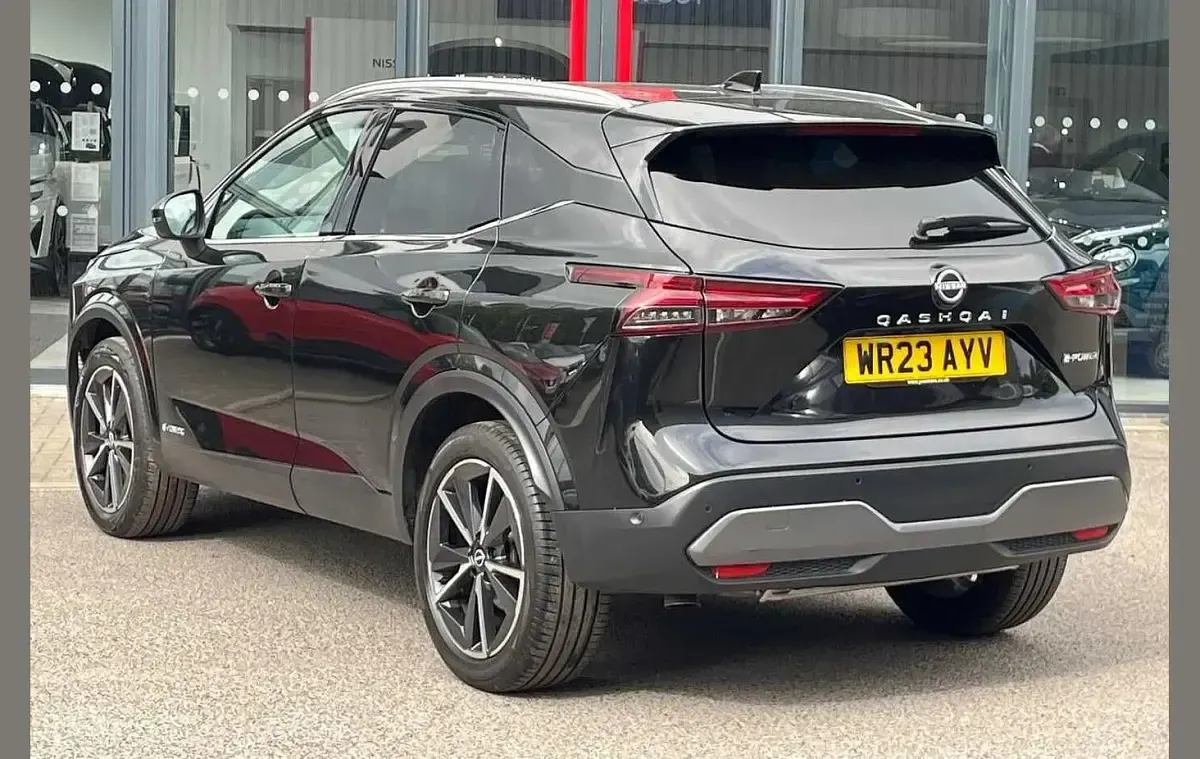 Used Nissan Qashqai Tekna 190 HP (139 kW) 2023 Black SUV