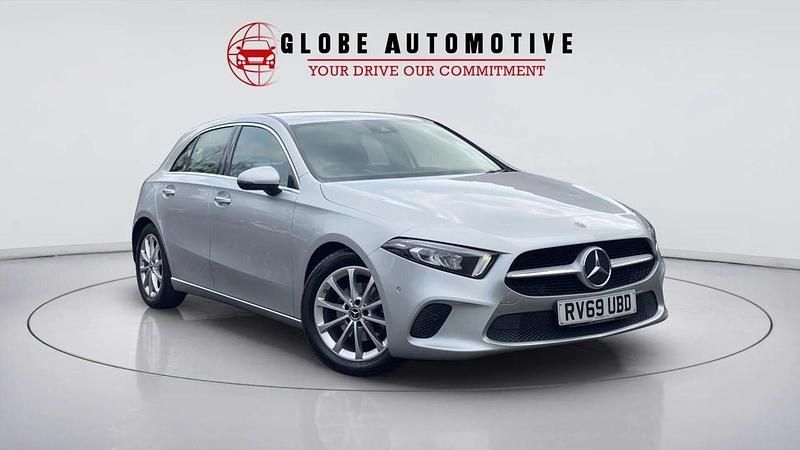 Used Mercedes A180 Premium 116 HP (85 kW) 2019 Silver Hatchback