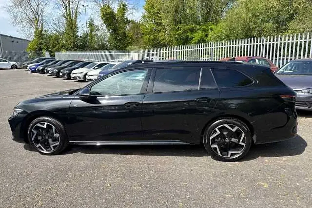 New VW Passat 204 HP (150 kW) 2026 Estate