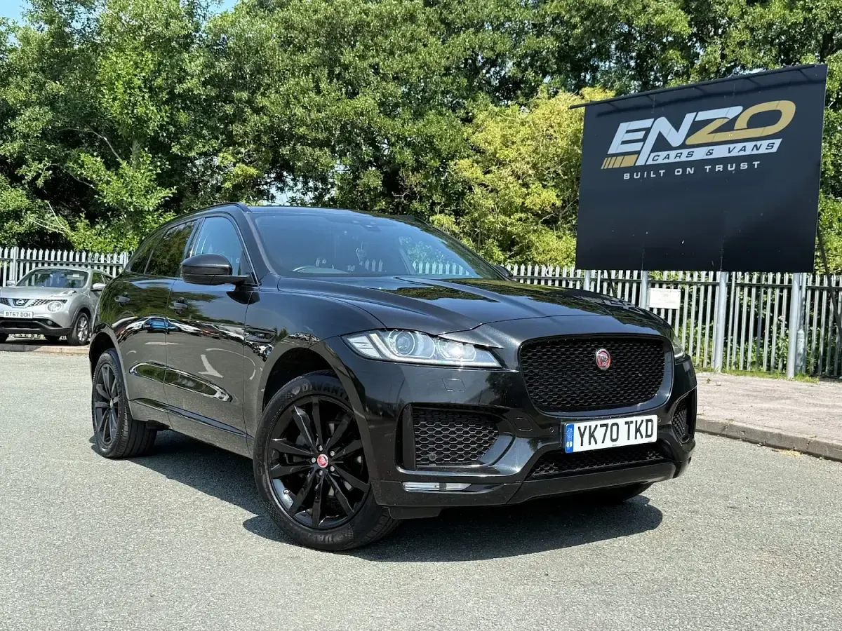 Used Jaguar F-Pace Chequered Flag 180 HP (132 kW) 2020 Black SUV