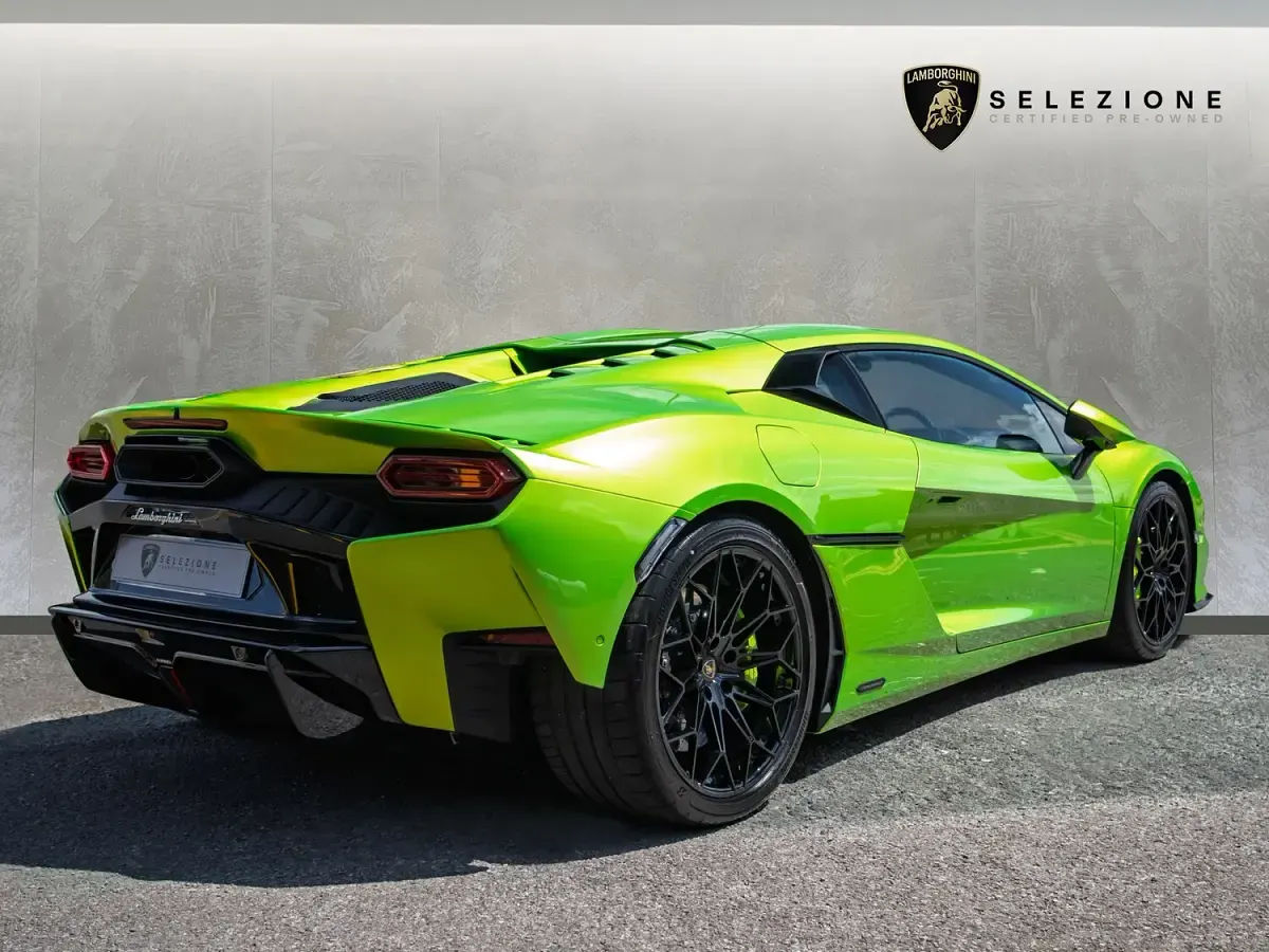 Used Lamborghini Temerario 2026 Verde citrea Coupe