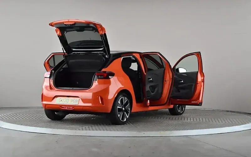 Used Vauxhall Corsa-e Elite 100 kW (136 HP) 2020 Orange Hatchback
