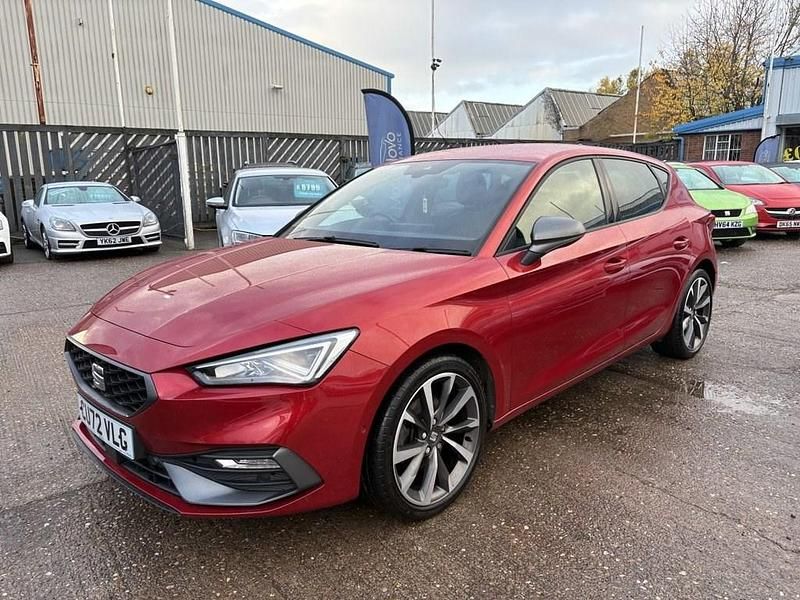 Used Seat Leon FR Sport 150 HP (110 kW) 2022 Red Hatchback