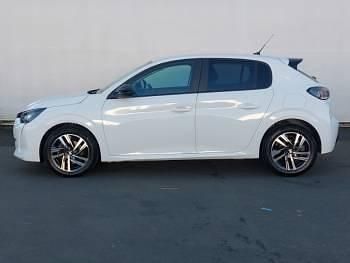 Used Peugeot 208 Active+ 100 HP (73 kW) 2023 White Hatchback