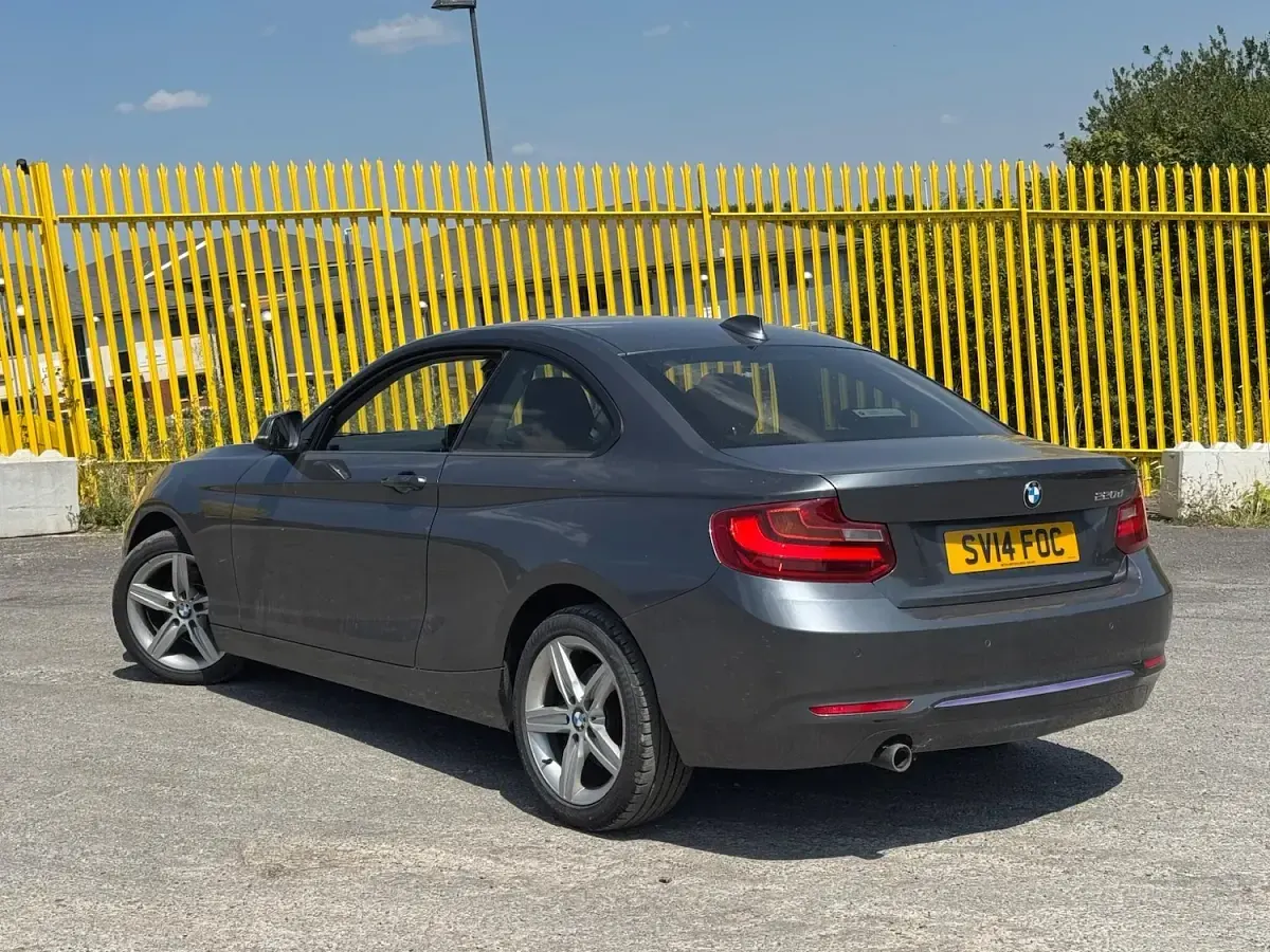 Used BMW 220 Sport Line 184 HP (135 kW) 2014 Grey Coupe