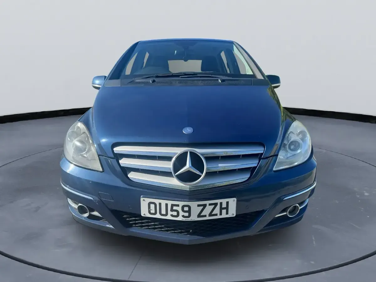 Used Mercedes B180 2009 Blue MPV