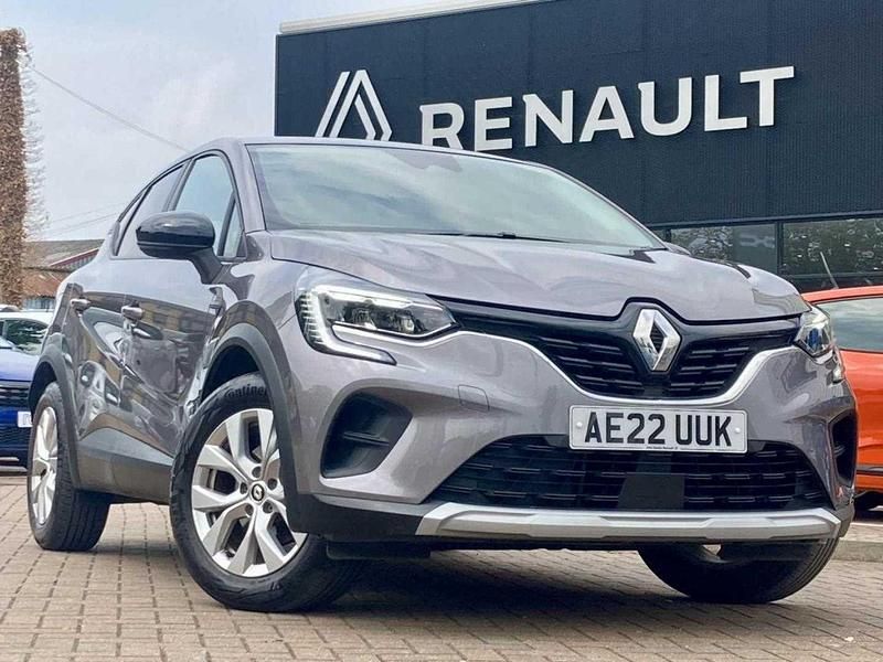 Oyster grey Used 2022 Renault Captur Iconic SUV | £15,690 (Fair price) - Image 1/1